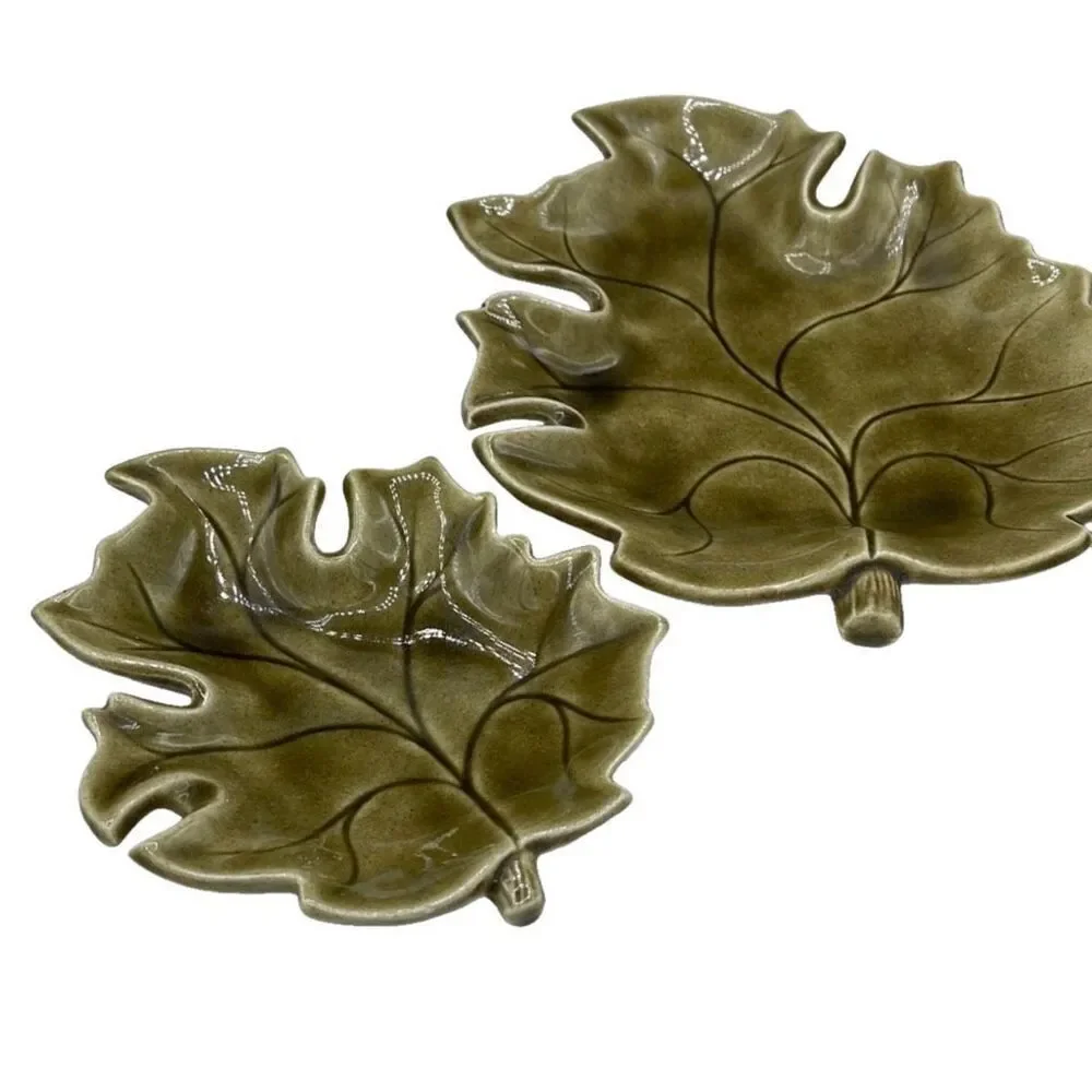 Set of two Avocado green nesting leaf dishes from 1967.